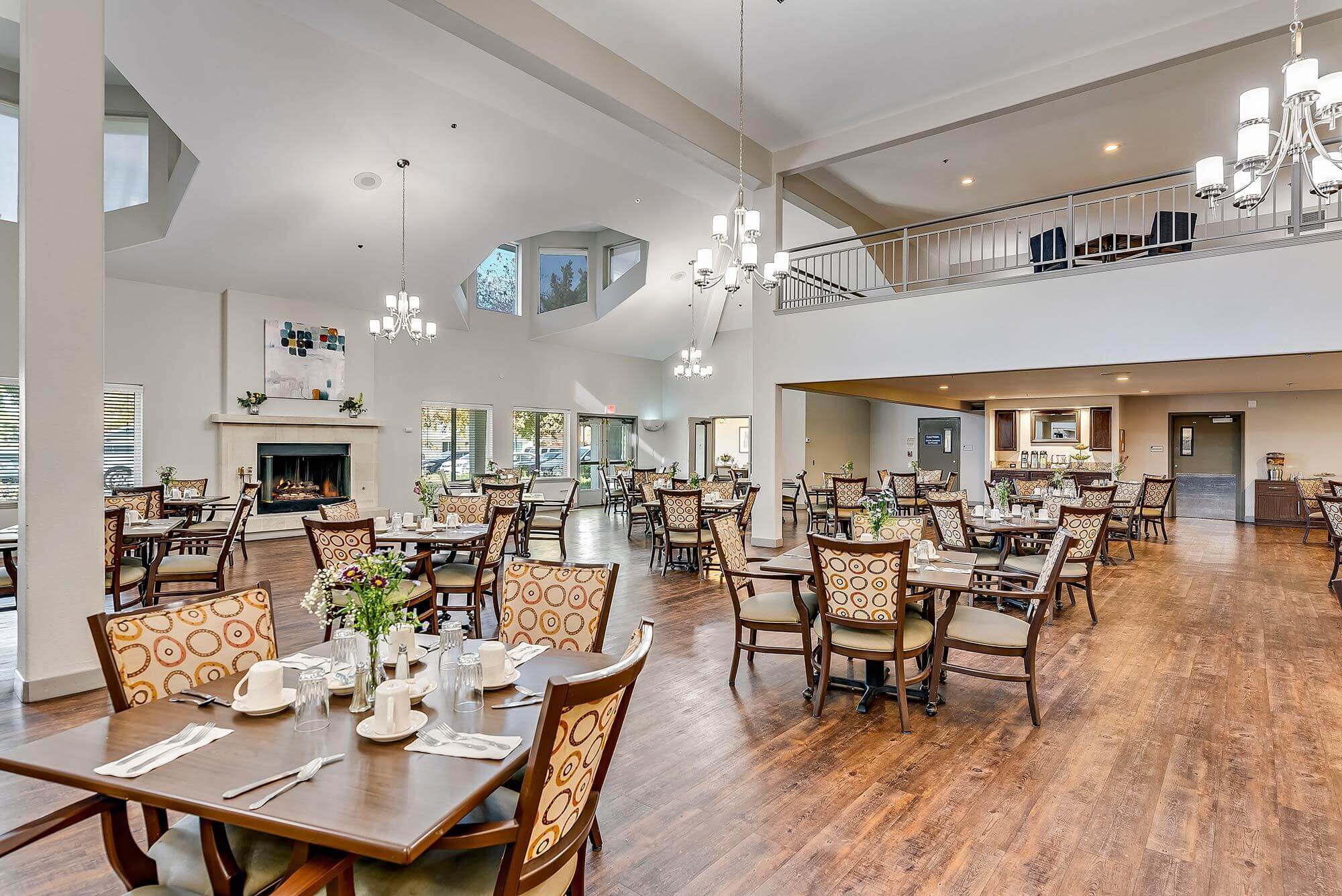 Dining-area_The-Remington-2-4